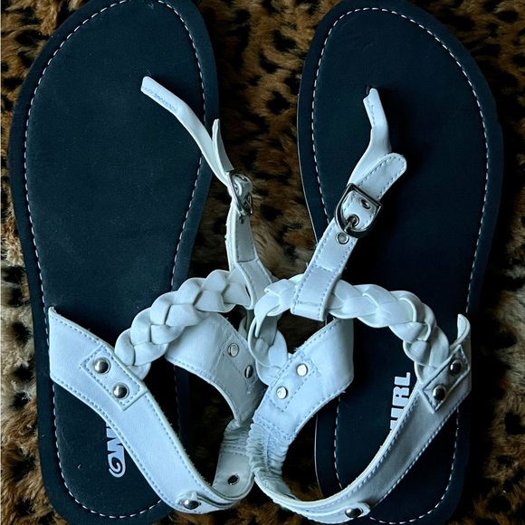 WURL White Braided Thong Sandals – Approx. Size 7 - Picture 1 of 10